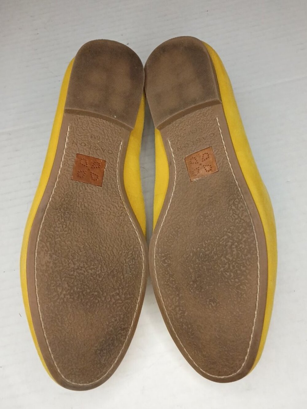 Caslon Yellow Suede Slip On Loafers Flats Women’s Size 6M - Picture 7 of 8